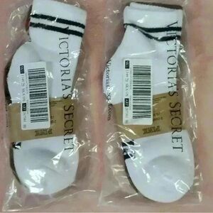 Four Pairs NWT PINK QUARTER SOCKS